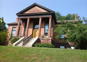 Bayfield Public library
